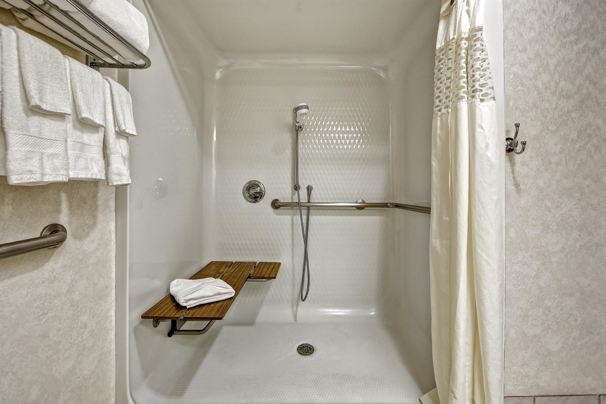 Hampton Inn Морристаун Экстерьер фото